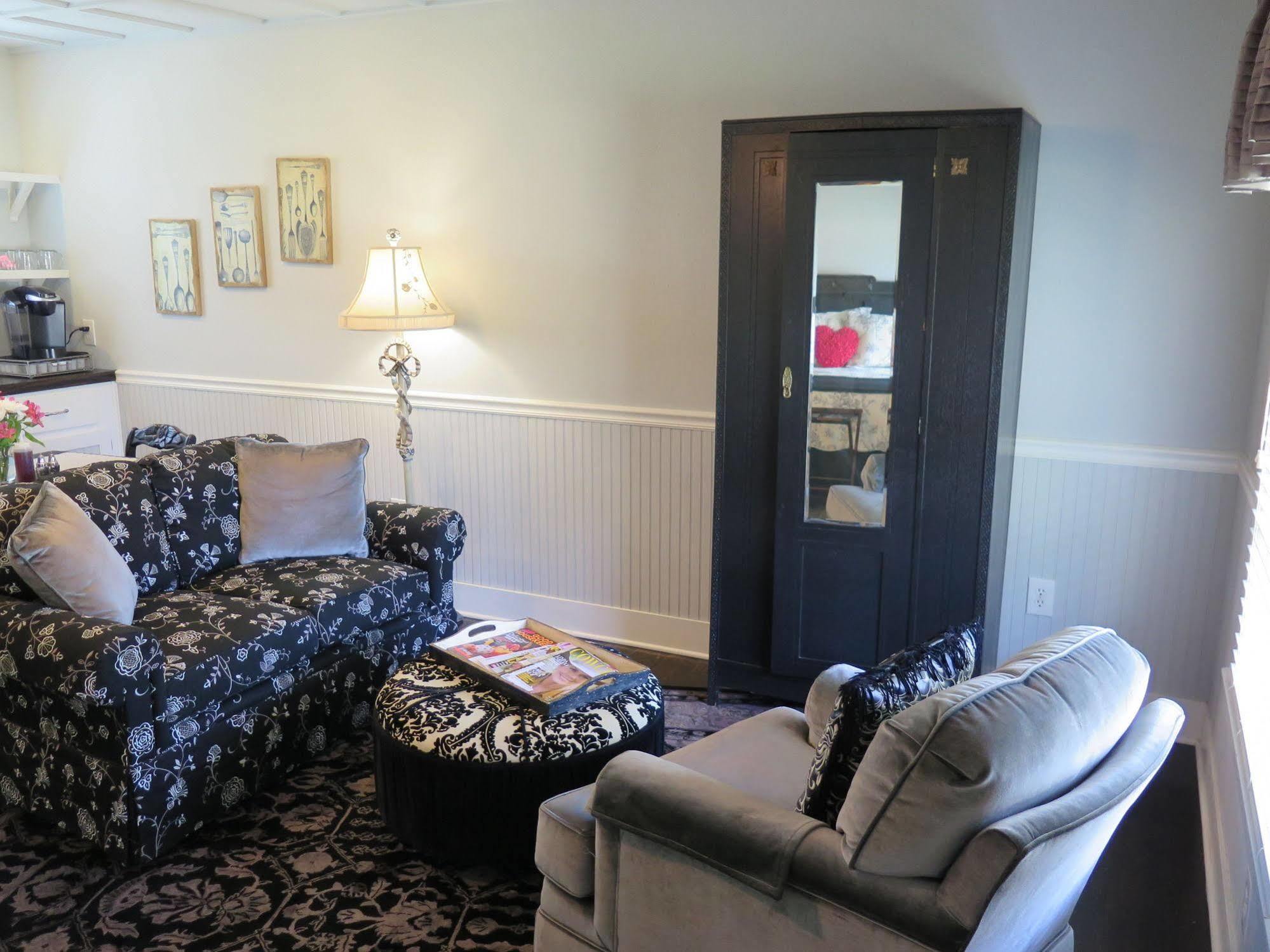 Yellow House Bed & Breakfast Salado